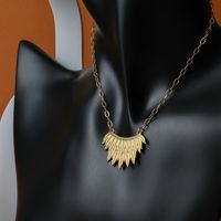 Nuevo Collar Con Colgante De Hoja Tridimensional Chapado En Oro De 14k De Acero Inoxidable main image 3