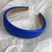Kleines Modisches Stirnband Aus Blauem, Weißem Schwamm-litschi-leder sku image 2