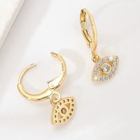 Fashion Simple Copper Material Electroplating 18k Gold Zircon Eye Earrings main image 3