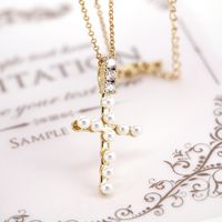 Simple Copper Gold-plated Inlaid Zircon Cross Pearl Pendant Necklace Wholesale sku image 2