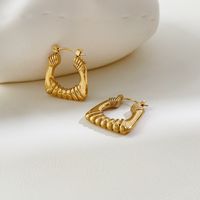 Retro Style U-shaped Earrings Fashion Stainless Steel Gold-plated Ear Buckles sku image 1