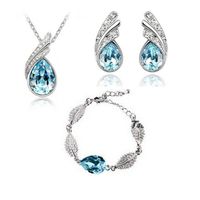 Fashion Floating Crystal Pendant Necklace Earrings Bracelet Three-piece Set main image 2