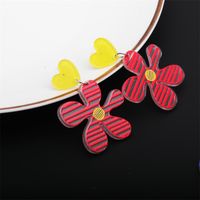 Three-dimensional Embossed Printed Acrylic Flower Earrings main image 4