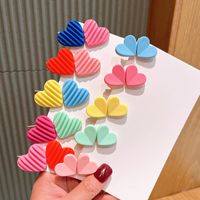 Early Spring New Color Matching Heart-shaped Hairpin main image 1