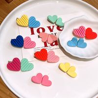 Early Spring New Color Matching Heart-shaped Hairpin main image 4