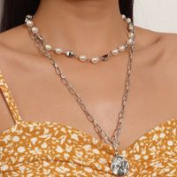 Simple Alloy Necklace Retro Pearl Pendant Clavicle Chain main image 4
