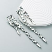 Arbeiten Sie Glänzende Legierung Eingelegte Glasdiamanten Verlängerte Ohrringe En Gros Um main image 3