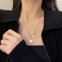 Fashion Simple Geometric Heart-shaped Inlaid Pearl Alloy Necklace main image 1
