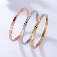 Fashion Stainless Steel 18k Gold-plated Plaid Pattern Three-color Bracelet main image 3