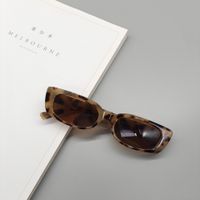 Fashion Geometric Transparent Solid Color Square V-shaped Sunglasses Wholesale sku image 1