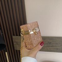 Women's New Acrylic Color Bright Diamond Shoulder Messenger Chain Bag8*10*8cm main image 4