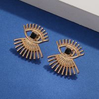 Retro Fashion Earrings Simple Ethnic Style Eyelashes Alloy Stud Earrings main image 4