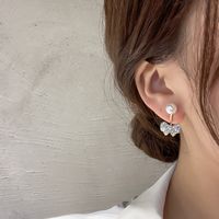 Fashion Pearl Rhinestone Butterfly Stud Earrings Simple Alloy Earrings main image 3