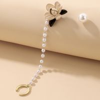 Fashion Flower Leaves Pearl Tassel Earrings Simple Alloy Drop Earrings main image 4