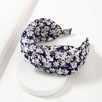 New Fashion Cross Floral Headbands Simple Headbands Wholesale sku image 3