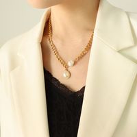 Fashion Geometric Chain Inlaid Pearl 18k Gold Titanium Steel Necklace sku image 2