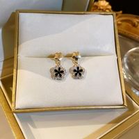 Fashion Diamond Flower Earrings Simple Contrast Color Drop Earrings sku image 2