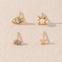 Fashion Star Cloud Alloy Earrings Diamond Pearl Stud Earrings main image 3