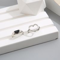 Vintage Black Heart-shaped Hollowed Dripping Oil Alloy Ring Two-piece Set Wholesale main image 4