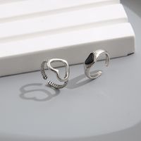Vintage Black Heart-shaped Hollowed Dripping Oil Alloy Ring Two-piece Set Wholesale main image 5