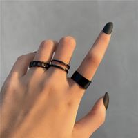 Vintage Geometric Pearl Black Alloy Ring Set Wholesale sku image 1