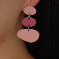 Nouvelles Boucles D'oreilles Pendantes En Acrylique De Couleur Contrastante À Coutures Géométriques main image 3