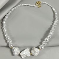 Retro Irregular Size Pearl Fashion Splicing Collarbone Chain Necklace sku image 1