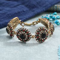 Bracelet De Style Ethnique Rétro Avec Coutures Rondes En Diamants main image 1