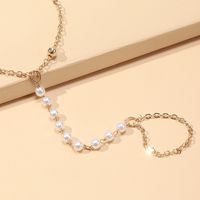 Fashion One-piece Pearl Metal Chain Ring Bracelet main image 4