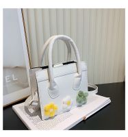 Fashion Flowers Cute Handbag One-shoulder Messenger Bag 18*15*7cm sku image 1