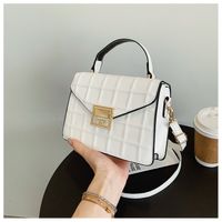 Fashion Shoulder Handbag Women's Messenger Bag21*15*6cm sku image 1