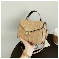 Fashion Shoulder Handbag Women's Messenger Bag21*15*6cm sku image 2