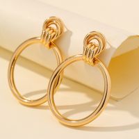 Fashion Circle Metal Interlocking Gold-plated Large Geometric Earrings Women main image 3