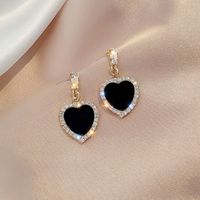 Fashion Geometric Heart-shaped  Female Metal Earrings main image 5