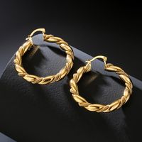 Modische, Verkupferte Runde Geometrische Ohrringe Aus 18 Karat Gold main image 4