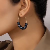 Retro Style Pearl Large Circle C-shaped Earrings main image 4