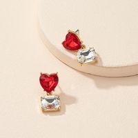 Fashion Heart-shaped Diamond Alloy Earrings main image 3