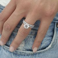 Simple Geometric Oversized Flash Diamond Zircon Women's Copper Ring main image 2