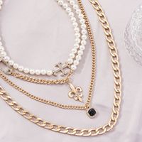 Freshwater Pearl Necklace Women's Diamond-encrusted Alloy Collarbone Chain sku image 1