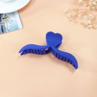 Fashion Heart-shaped Shark Scrub Female Hairpin Girl Claw Clip sku image 4