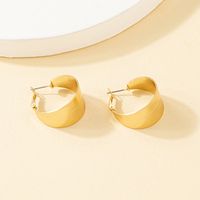 Simple Wide C-shaped Alloy Earrings main image 1