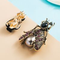 Fashion Diamond-studded Bee Cat Dragon Tail Bamboo Pearl Corsage Brooch Retro Accessories main image 4