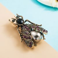 Fashion Diamond-studded Bee Cat Dragon Tail Bamboo Pearl Corsage Brooch Retro Accessories main image 5