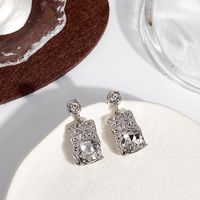 Fashion Geometric Liquid Metal Fluid Pleated Simple Square Alloy Earrings main image 3