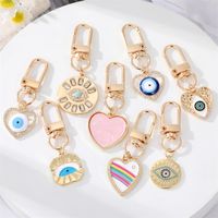 Fashion Drill Carved Heart-shaped Eyes Keychain Pendant Accessories main image 1