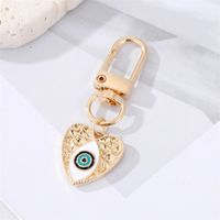 Fashion Drill Carved Heart-shaped Eyes Keychain Pendant Accessories main image 3