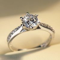 Fashion New Wedding Six-claw Zircon Copper Ring main image 5