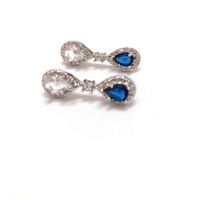 Ventes Directes D'usine Exagérée Et Personnalisé Croix-frontière Chaude Européen Et Américain Boucles D'oreilles En Cristal Zircon Micro-incrusté Vintage Alliage Oreille Goujons Boucles D'oreilles sku image 1