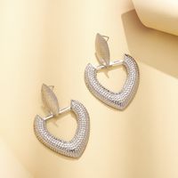 Fashion Exaggerated Heart Water Drop Geometric Frosted Alloy Earrings main image 4