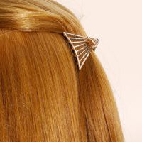 2 Piece Set Korean Instagram Mesh Red Hair Grip Fashion Retro Hollow Geometry Triangle Alloy Barrettes Shark Clip Back Head Headdress main image 5